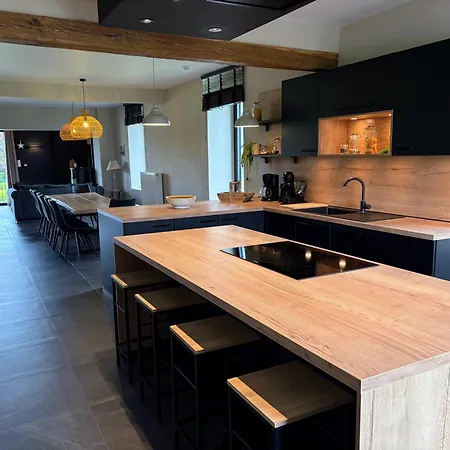 Дом отдыха Aux Souvenirs D'enfance - A *