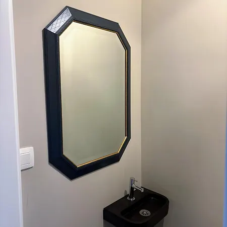 Aux Souvenirs D'enfance - A Либрамон