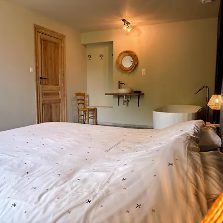 Aux Souvenirs D'enfance - A Дом отдыха Либрамон