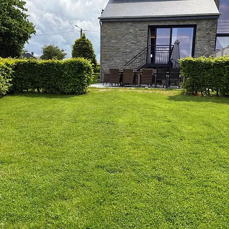 Aux Souvenirs D'enfance - A Holiday home Libramont-Chevigny
