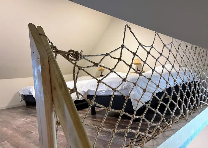 Aux Souvenirs D'enfance - A 別荘 *